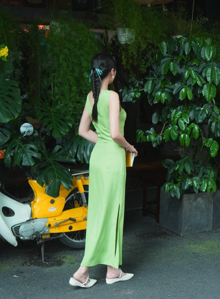 LAHER - Đầm suông xanh cốm