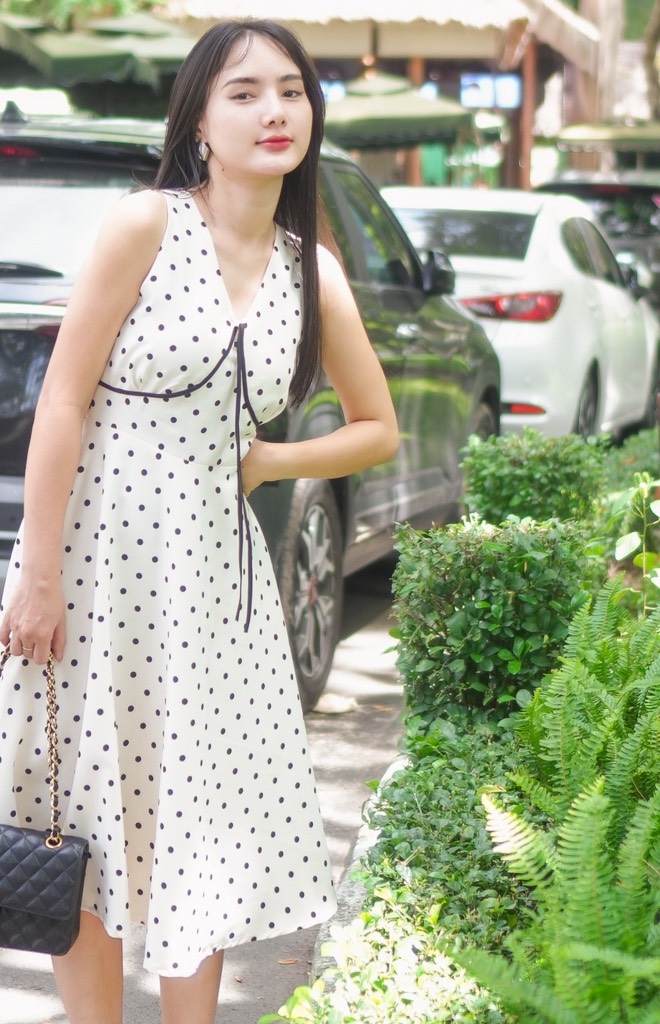 ĐẦM CHẤM BI XOÈ