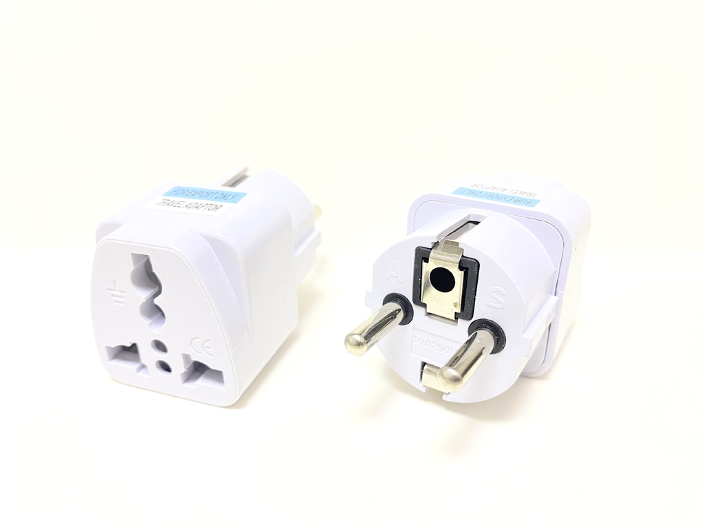 EU Plug Adapter (EU Spraudņa Adapteri)