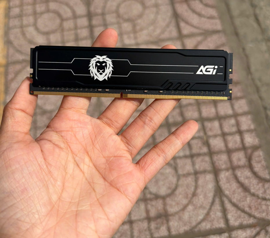 RAM AGI DDR4 16G/3200 UD138 TẢN NHIỆT THÉP (AGI320A16UD138-ST)