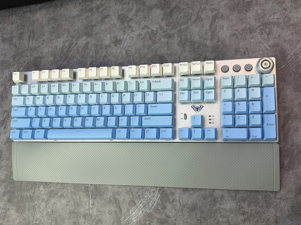 AULA F2088AIR (3916) BÀN PHÍM CƠ GAMING 3 MODE (Phiên bản màu Trắng + xanh dương gradient/ Brown Switch)