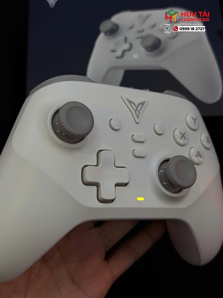 Tay cầm game FLYDIGI Dune Fox