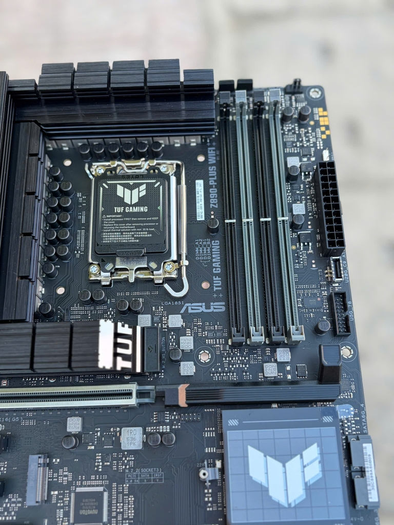 Mainboard Asus TUF GAMING Z890 PLUS WIFI DDR5