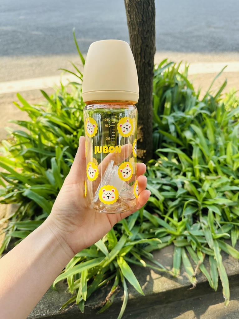 [Tặng núm ti] Bình sữa Jubon 270ml