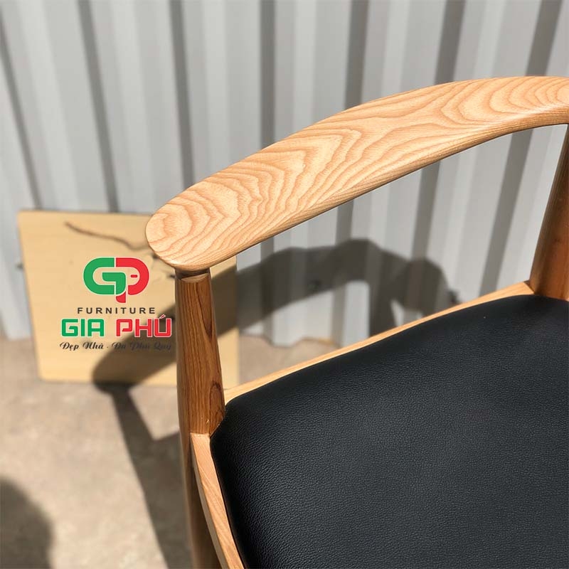 Ghế ăn cafe gỗ tự nhiên có tay Kenedy - G6-N