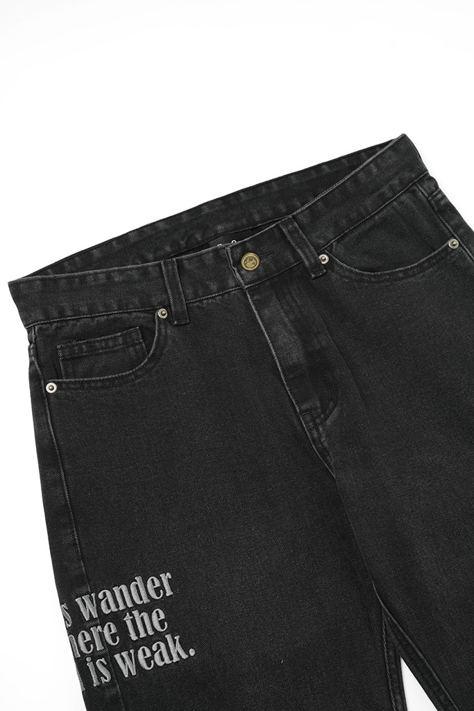 Wander Ripped Jeans