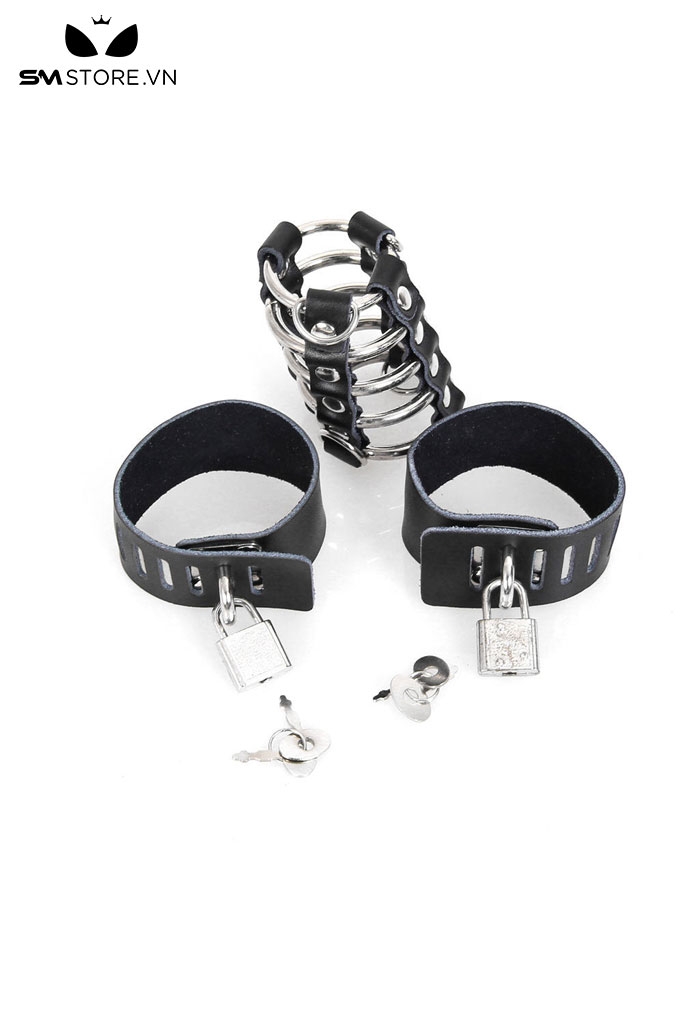 SMT2458 - Khóa dương vật giả da PU đính đinh tán dài 7.5cm kèm 2 vòng