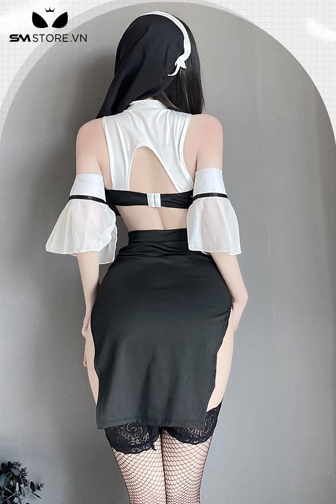 SMS883 - Váy ngủ cosplay sơ xẻ tà có tay áo và khóa cài ở sau