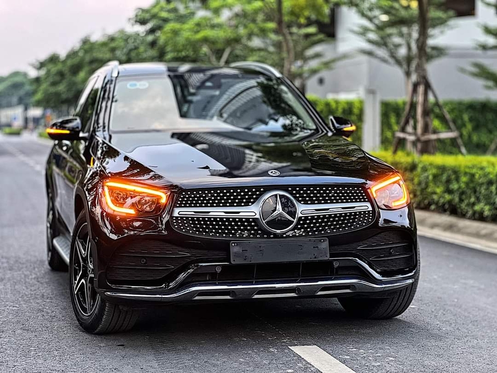 MERCEDES GLC3004 MATIC