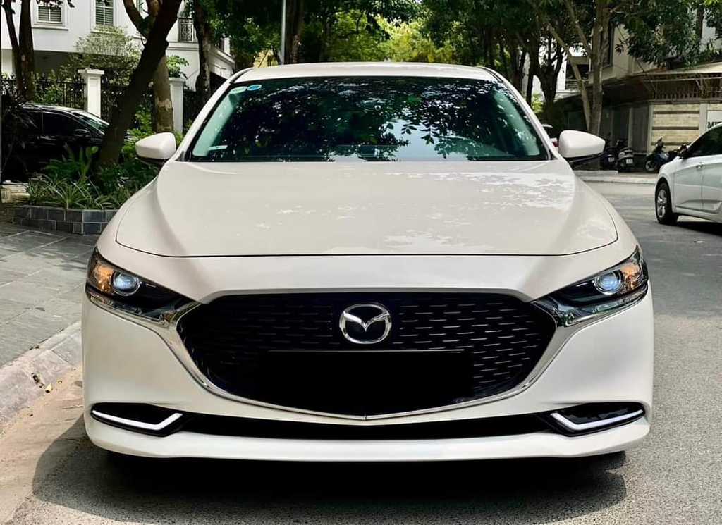 MAZDA3 LUXURY