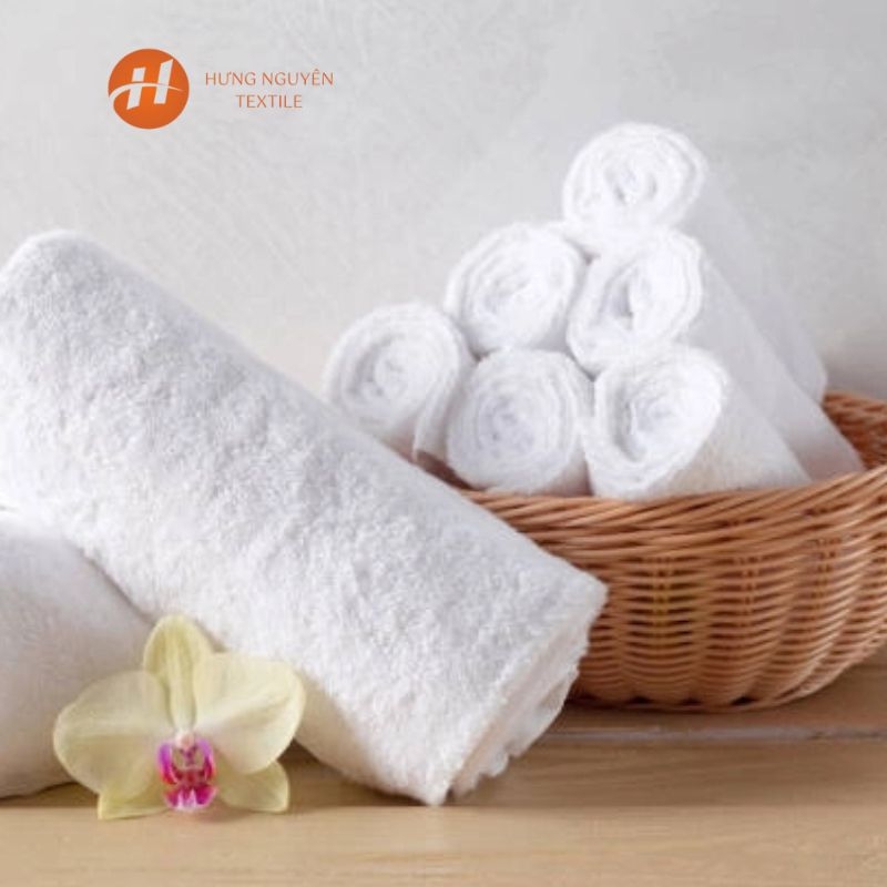 Khăn tắm khách sạn