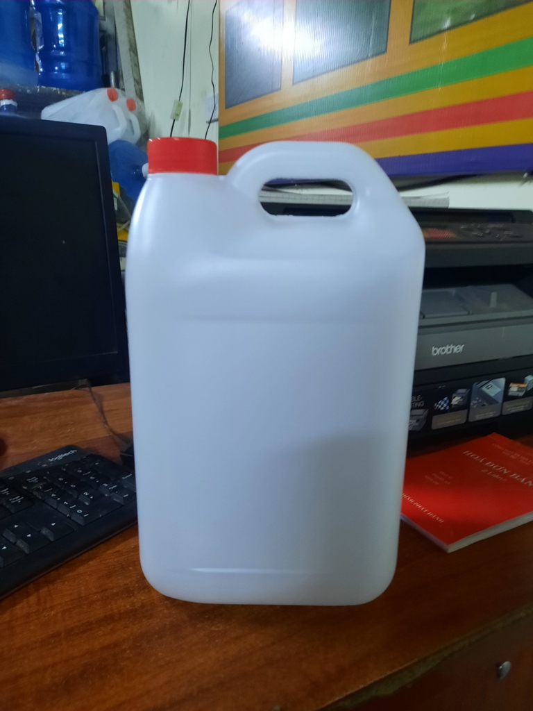 Can nhựa 5L Trắng
