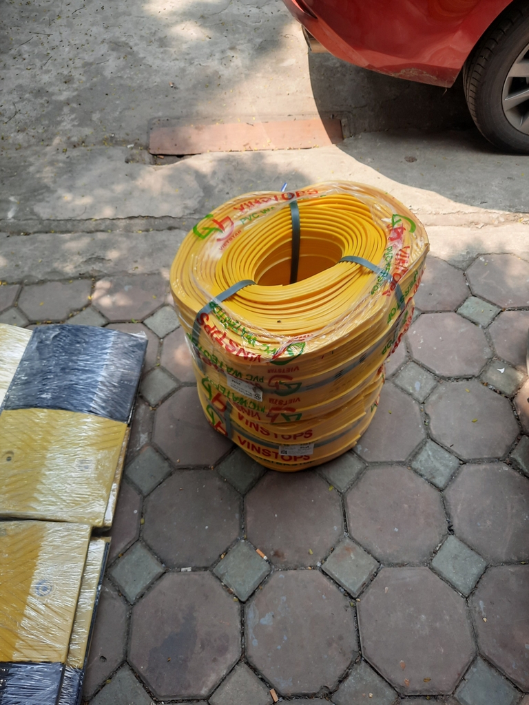 VINSTOPS V250E - Băng Cản Nước PVC Cho Khe Co Giãn, Mạch Ngừng Bê Tông - Khổ Rộng 250mm