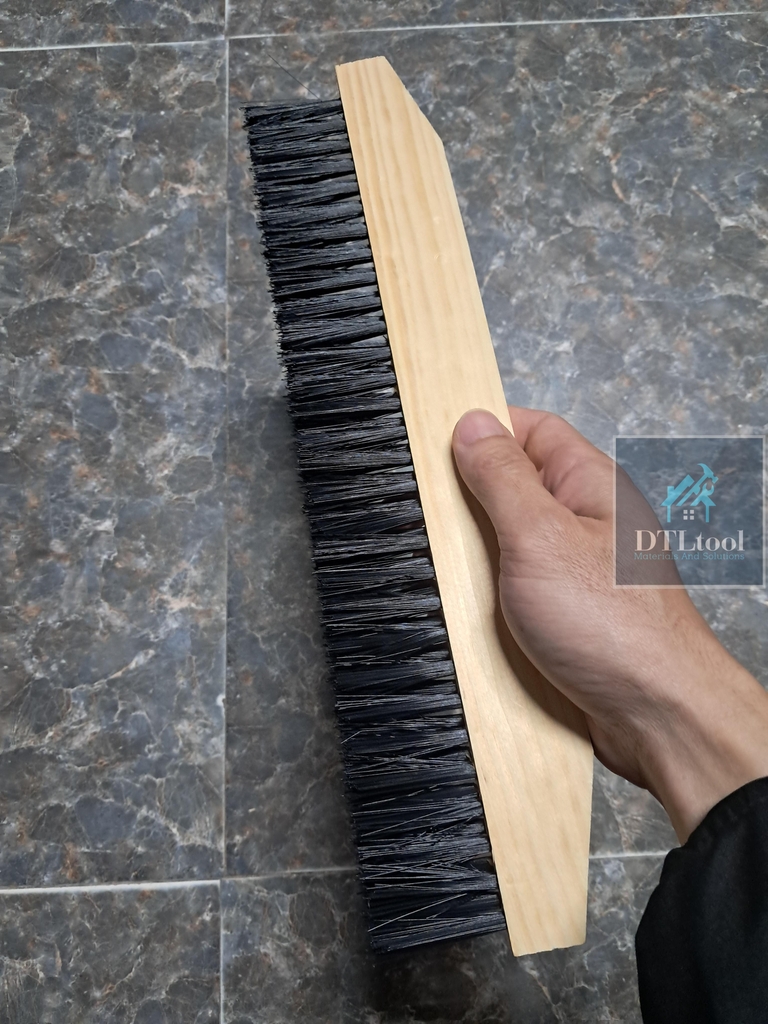 Dụng cụ thi công gạt keo 36cm. Thi công màng chống thấm 3 lớp PPE, PPP, PE, gạt hồ dầu chống thấm