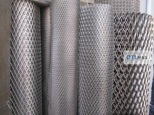 Lưới Thép Dập Giãn Mạ Kẽm 45x90mm Dày 3mm Cuộn 1x10m | Lưới Hình Thoi Chịu Lực Công Nghiệp