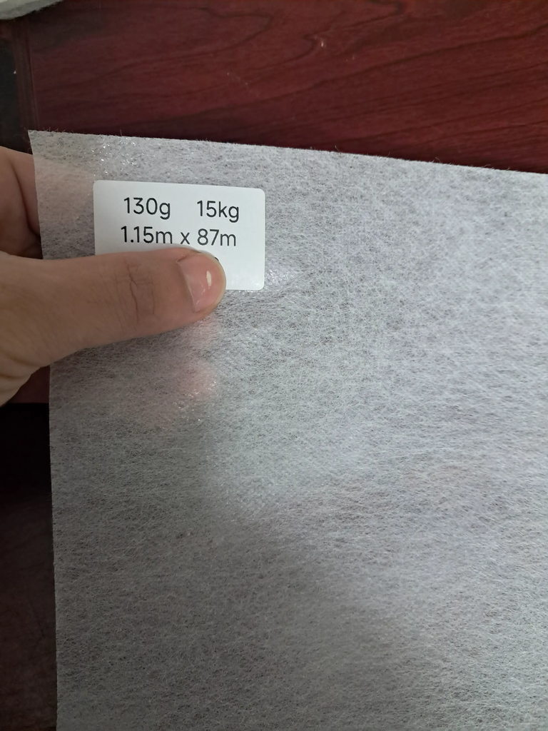 Màng chống thấm PPE 3 lớp LDTL dày 0.3~0.4mm, khổ rộng 1.15m, tỷ trọng 130g. Màng chống thấm cao cấp, có cấu tạo 3 lớp. Màng chống thấm Polypropylene Elastomer