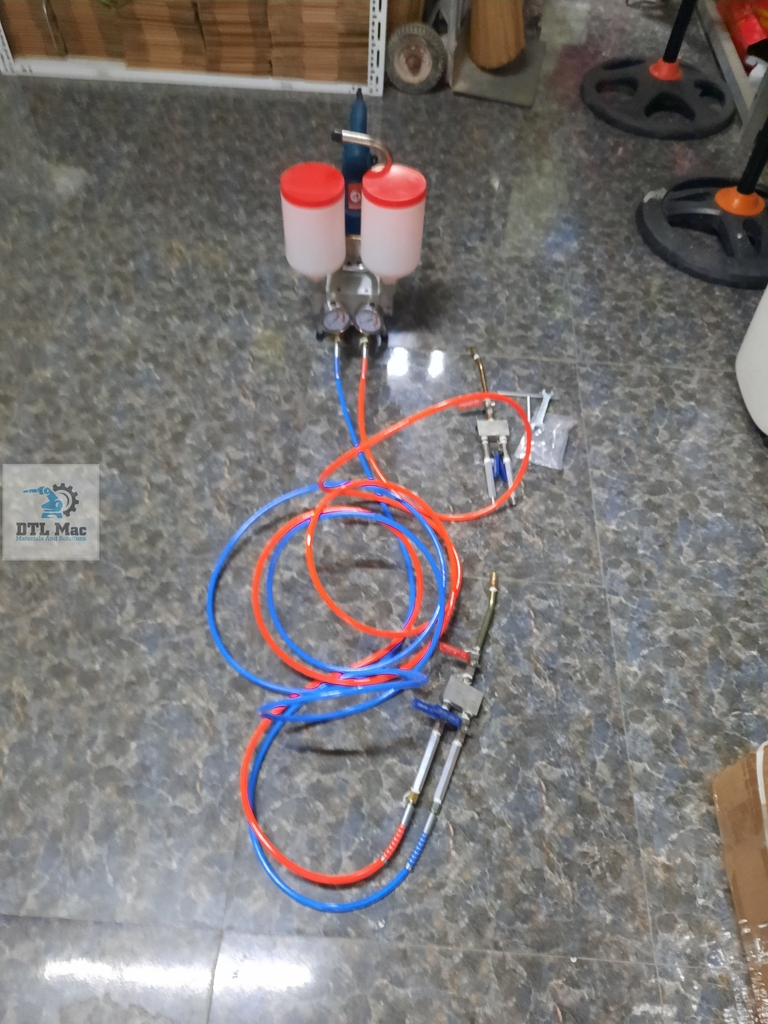 Máy bơm 2 phễu bơm PU - Epoxy Model 9999