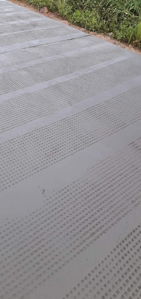 Rulo, Con lăn tạo nhám mặt bê tông Caro 15x15x5mm, dài 48cm. Chống trơn ...