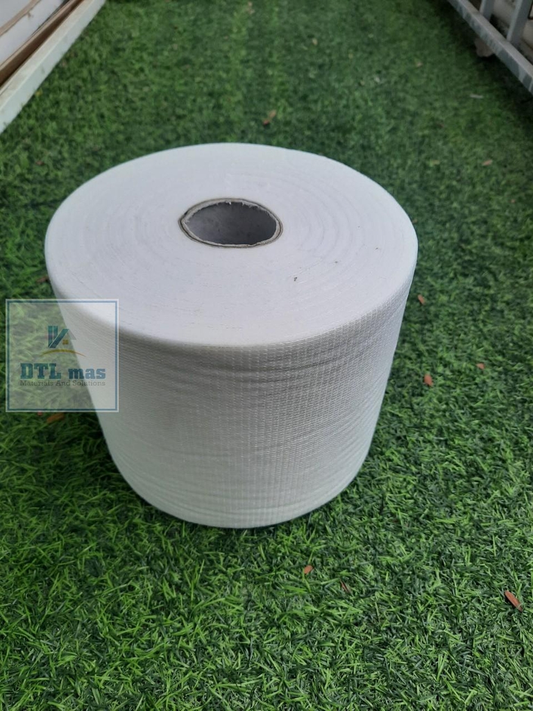 Vải Polyester có dệt khổ rộng 15cm 60 - 65g/m². Lưới Polyester chống thấm, gia cố góc chân tường, sàn mái