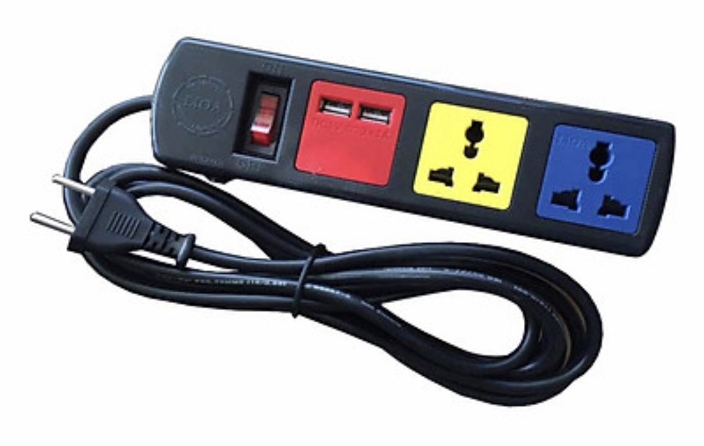 Ổ cắm điện Đa Năng Có Cổng Sạc USB LIOA 3D32NUSB (Dây 3m)