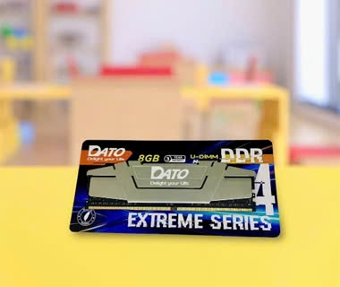 Bộ nhớ Ram máy tính 8G Bus 3200 Dato Extreme Series có tản nhiệt màu bạc