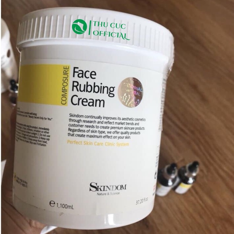 Kem thon gọn mặt Skindom Face Rubbing Cream 1000g