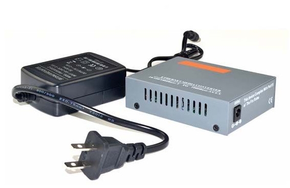 Bộ chuyển đổi quang điện 2 sợi quang Netlink HTB-GS-03 10/100/1000Mb