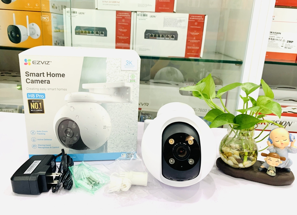 Camera EZVIZ CS-H8 Pro (5Mp) 3K IP Wifi PTZ Ngoài Trời, Hỗ Trợ Màu Ban Đêm