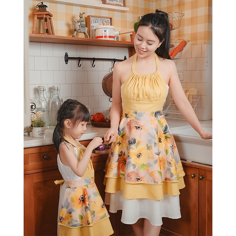 Tạp Dề Yếm Cổ –  Vải Linen Tự Nhiên – Tạp Dề Thời Trang Cao Cấp -  Dành Cho Mẹ&Bé - Màu Xanh Cốm & Vàng - Set MỘC TRÚC