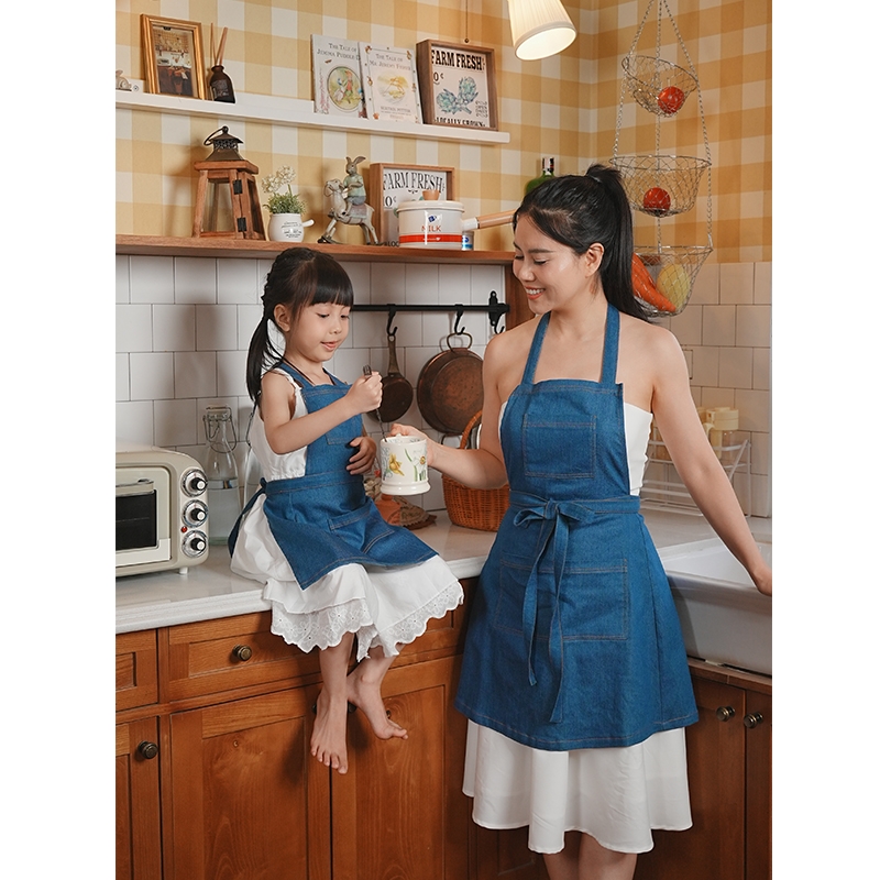 Tạp Dề Denim Cotton Hiện Đại – Tạp Dề Thời Trang Cao Cấp -  Dành Cho Mẹ Và Bé - Set ĐẬM