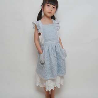 Tạp Dề Trẻ Em – 6 Mẫu Dễ Thương, Nhiều Màu Sắc, 14 Phân Loại, Chất Liệu Tự Nhiên, Thân Thiện Với Môi Trường.