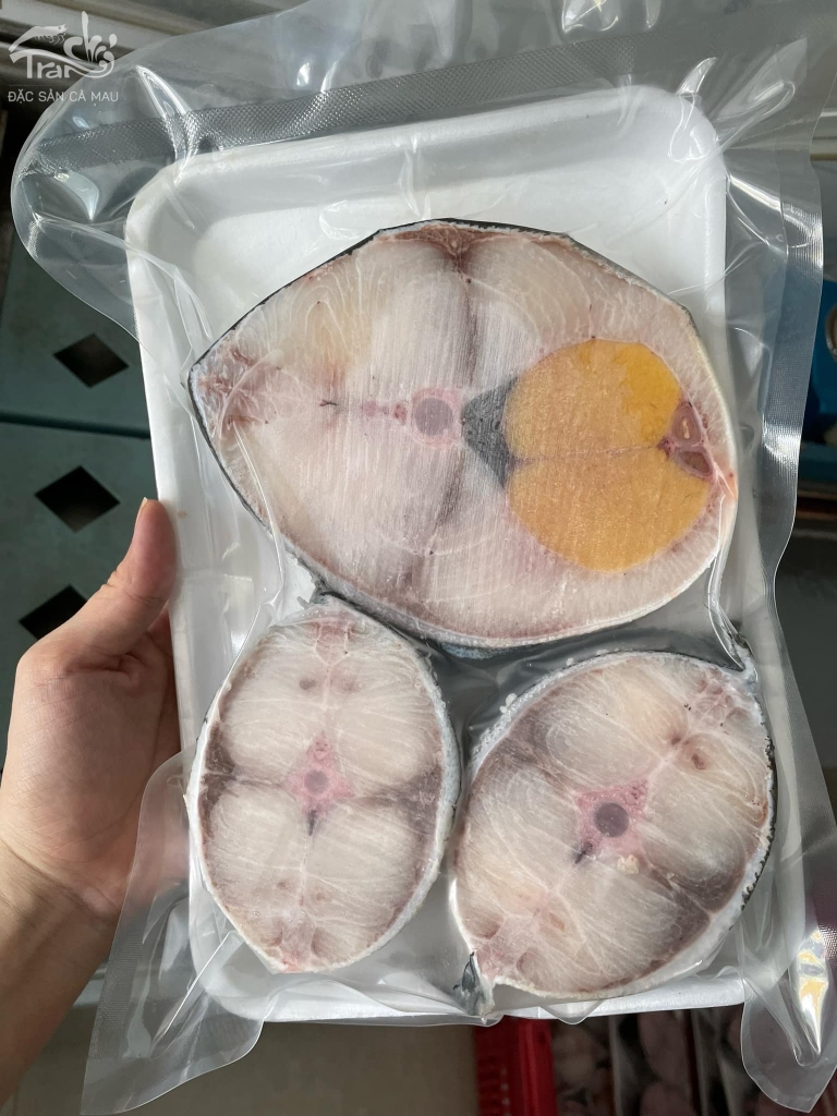 CÁ BỐP CẮT KHOANH