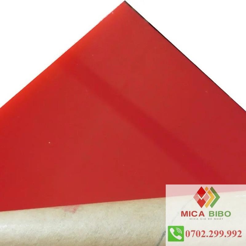 Tấm mica màu đỏ, dày 2mm, nhiều kích thước .Mica