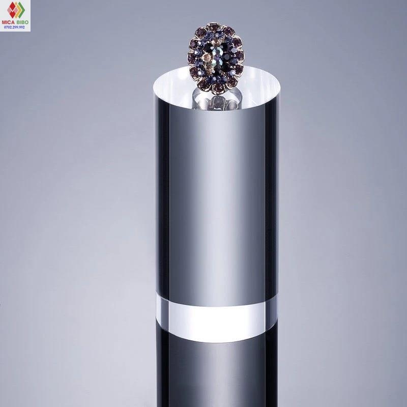 Kệ mica trưng bày sản phẩm hình trụ Dày 2cm, nhiều kích thước