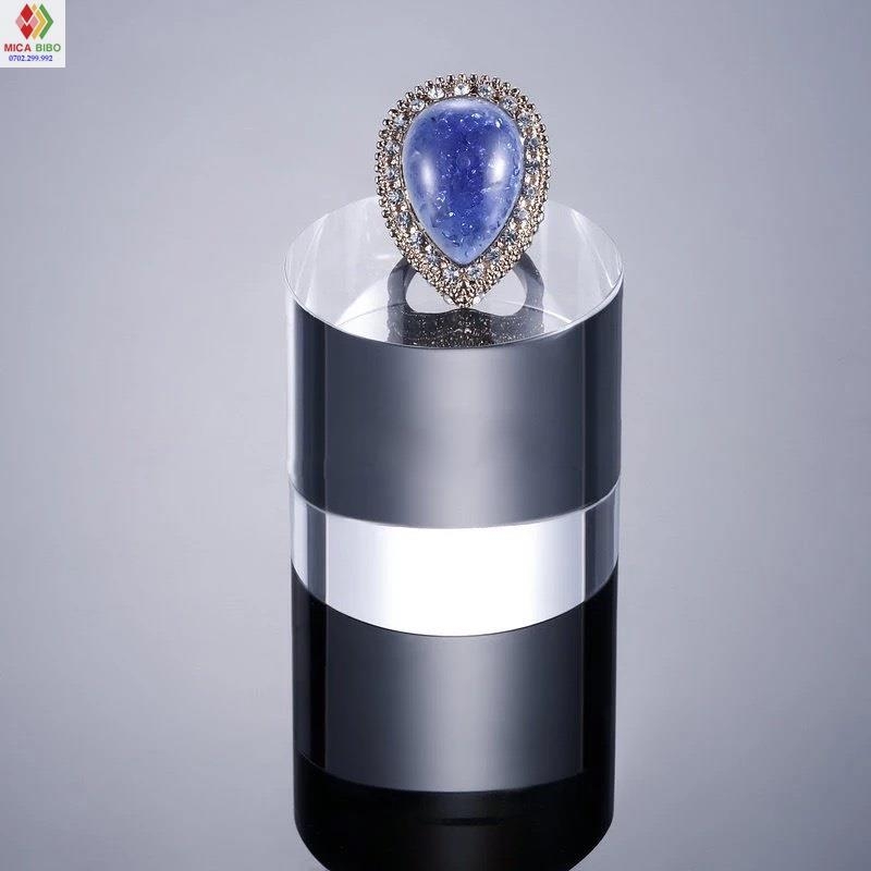 Kệ mica trưng bày sản phẩm hình trụ Dày 3cm, nhiều kích thước