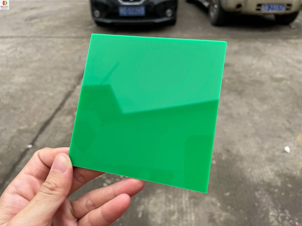 Kệ mica trưng bày nhiều tầng 30x8x5cm mỗi tầng - nhiều kích thước - nhiều màu