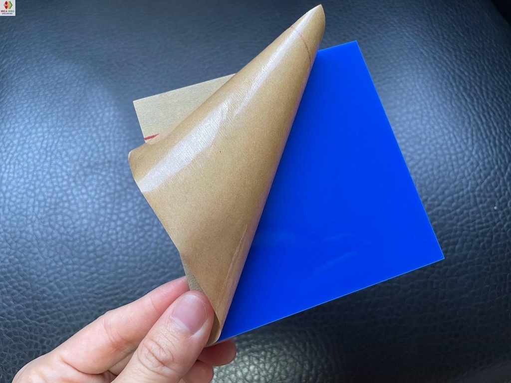 Tấm chắn mica, Vách ngăn mica, vách ngăn bàn mica kèm kẹp