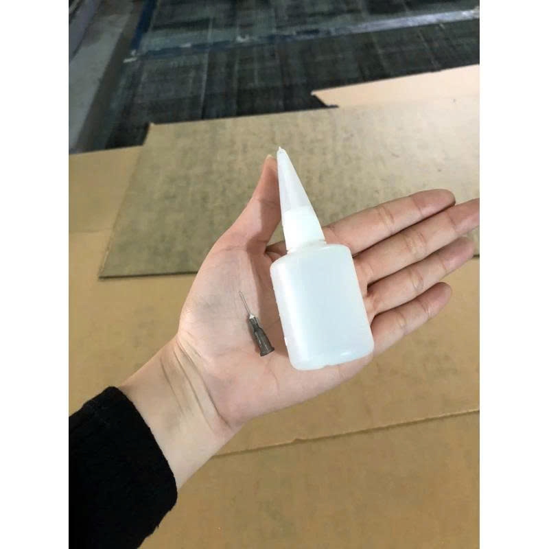 Keo dán Mica Trung Quốc, Mã Lai, trong suốt không vệt khói, kết dính siêu chắc, tính thẩm mỹ cao