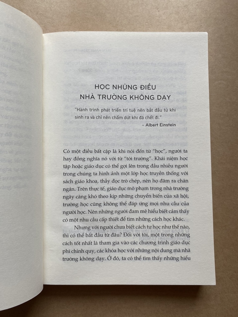 Trên Hành Trình Tự Học