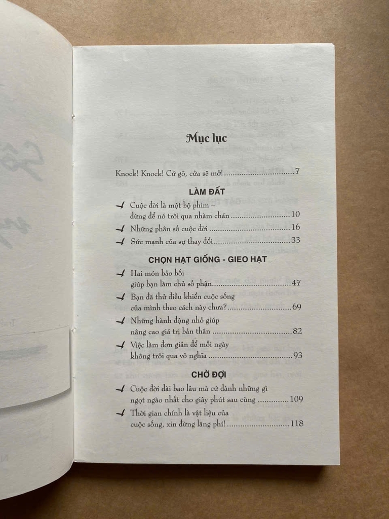 Sống như ngày mai sẽ chết