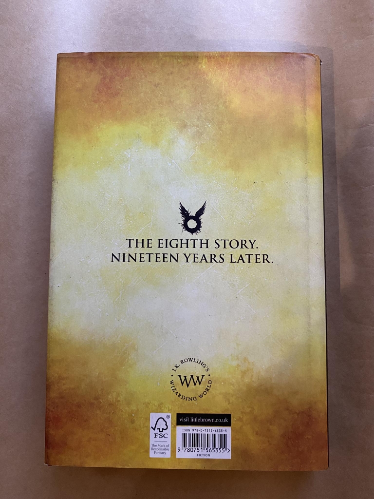 Harry Porter and the Cursed Child ( bìa cứng )