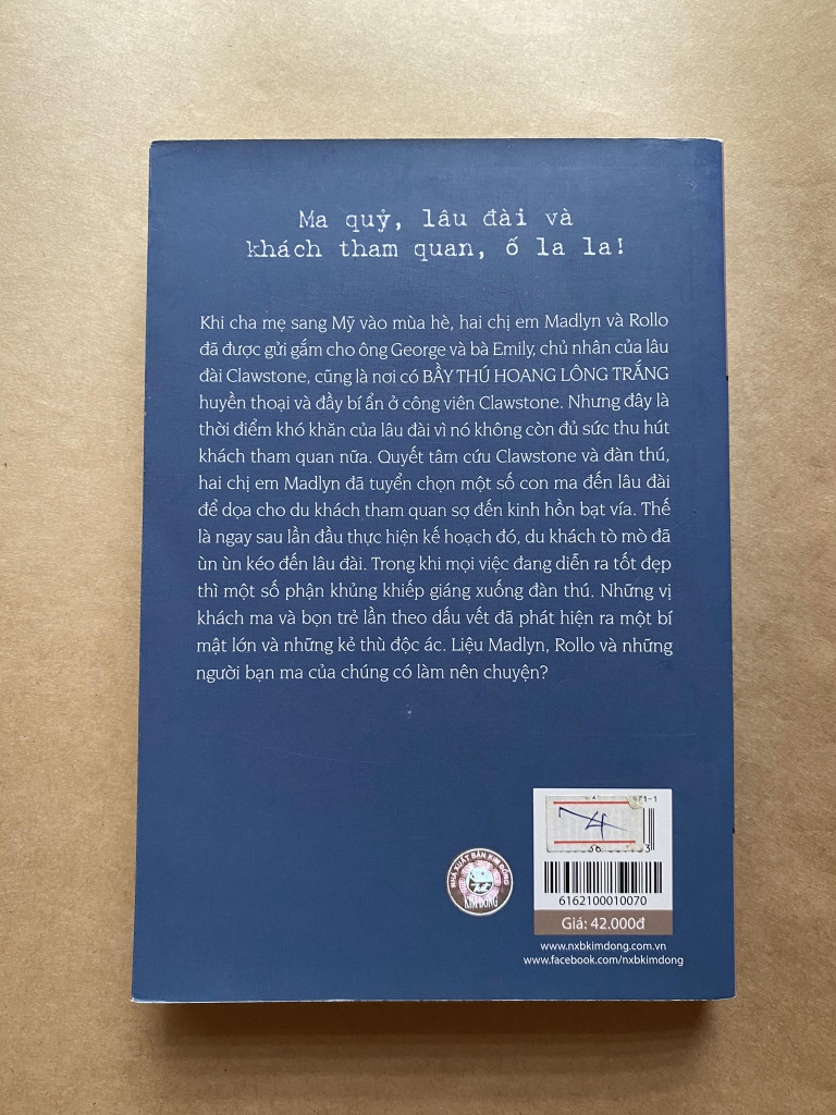Bầy thú hoang lông trắng