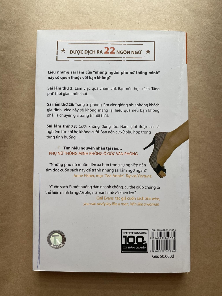 Phụ nữ thông minh không ở góc văn phòng