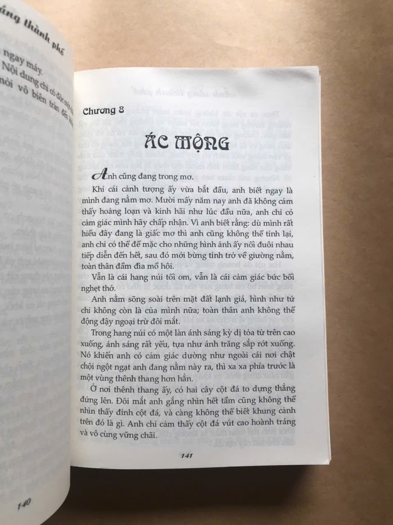 Ánh Sáng Thành Phố