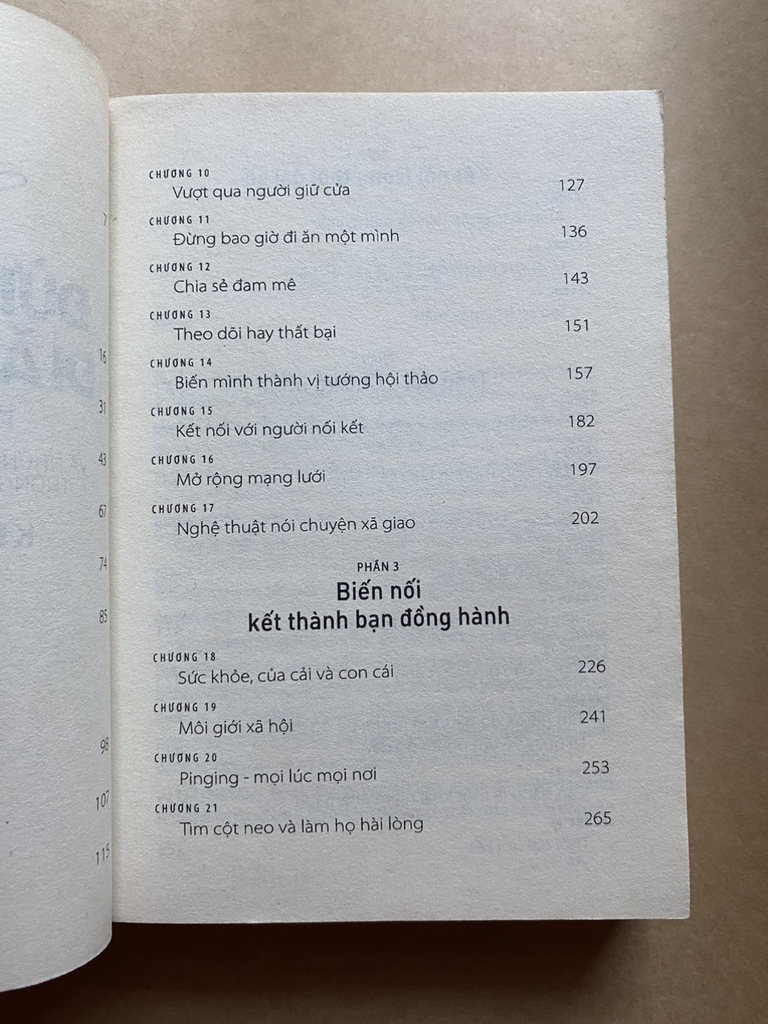 Đừng Bao Giờ Đi Ăn Một Mình