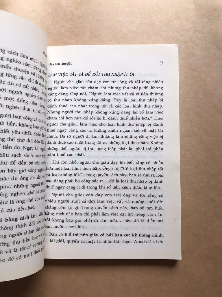 Dạy Con Làm Giàu 11 - Trường Dạy Kinh Doanh Cho Những Người Thích Giúp Đỡ Người Khác