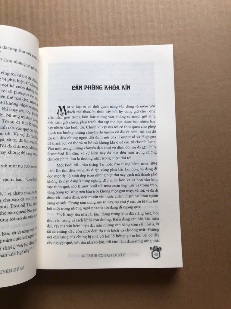 Chiếc Phễu Da Và Những Chuyện Kỳ Bí