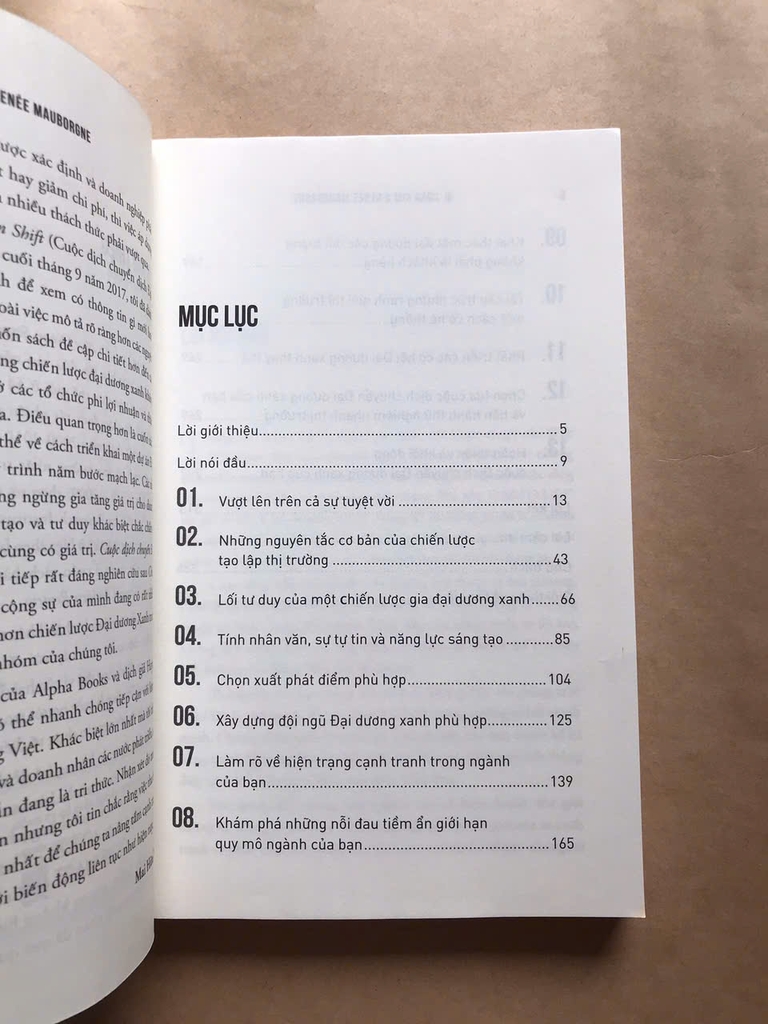 Blue Ocean Shift - Cuộc Dịch Chuyển Đại Dương Xanh