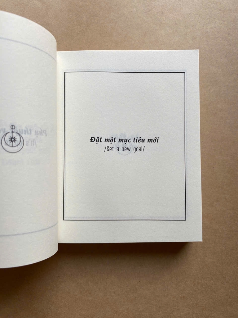 Vị Thần Của Những Quyết Định - The Book Of Answers ( sách khổ nhỏ )