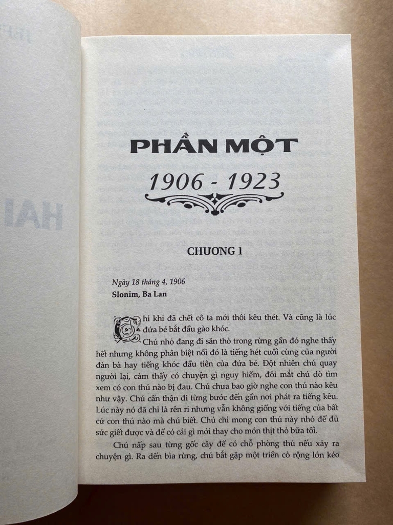 Hai Số Phận